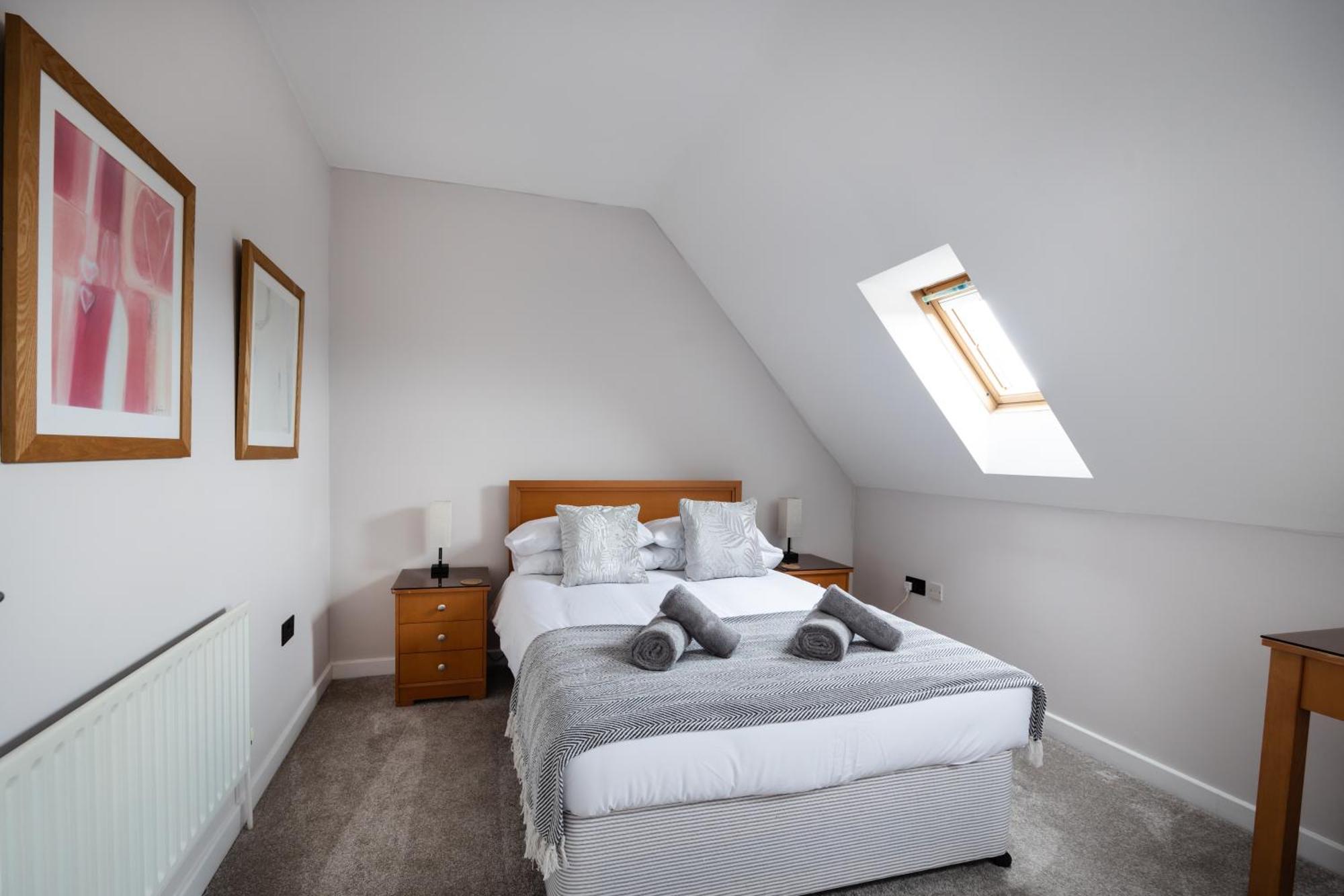 독서 Stunning 3Br, Free Parking, Near Town Center, Long Term Discoun 아파트 외부 사진