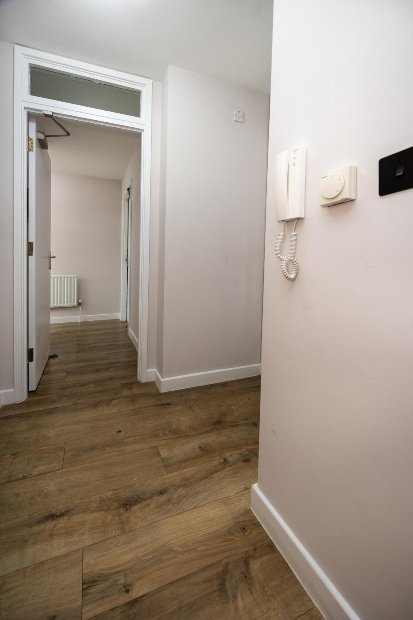 독서 Stunning 3Br, Free Parking, Near Town Center, Long Term Discoun 아파트 외부 사진